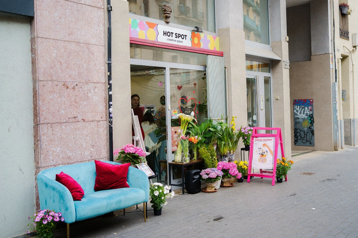 Entrada al local Hot Spot